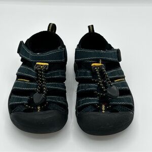 Little Kids Keen Newport H2 Teal, Yellow & Black Waterproof Hiking Sandals Sz8